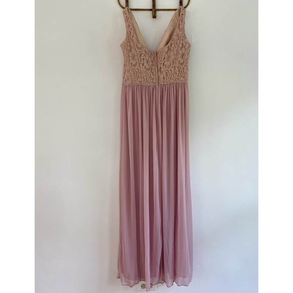 David's Bridal Pink Lace Sleeveless Bridesmaid Dress V-Neck Full Length - Picture 2 of 4